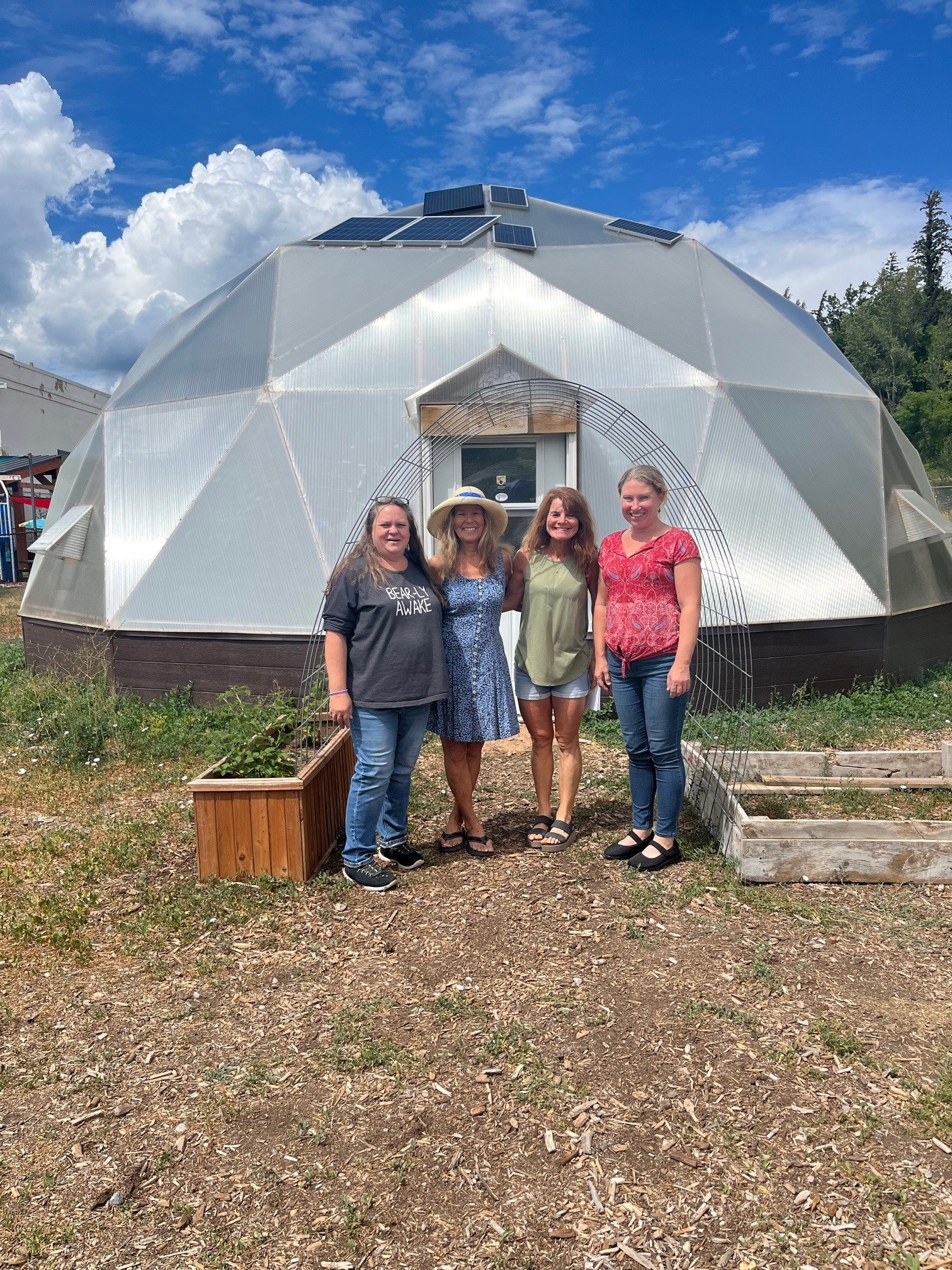   Pine River Shares is a community-based leadership project in the Pine River Valley of southwestern Colorado, stretching from Vallecito to Arboles.  